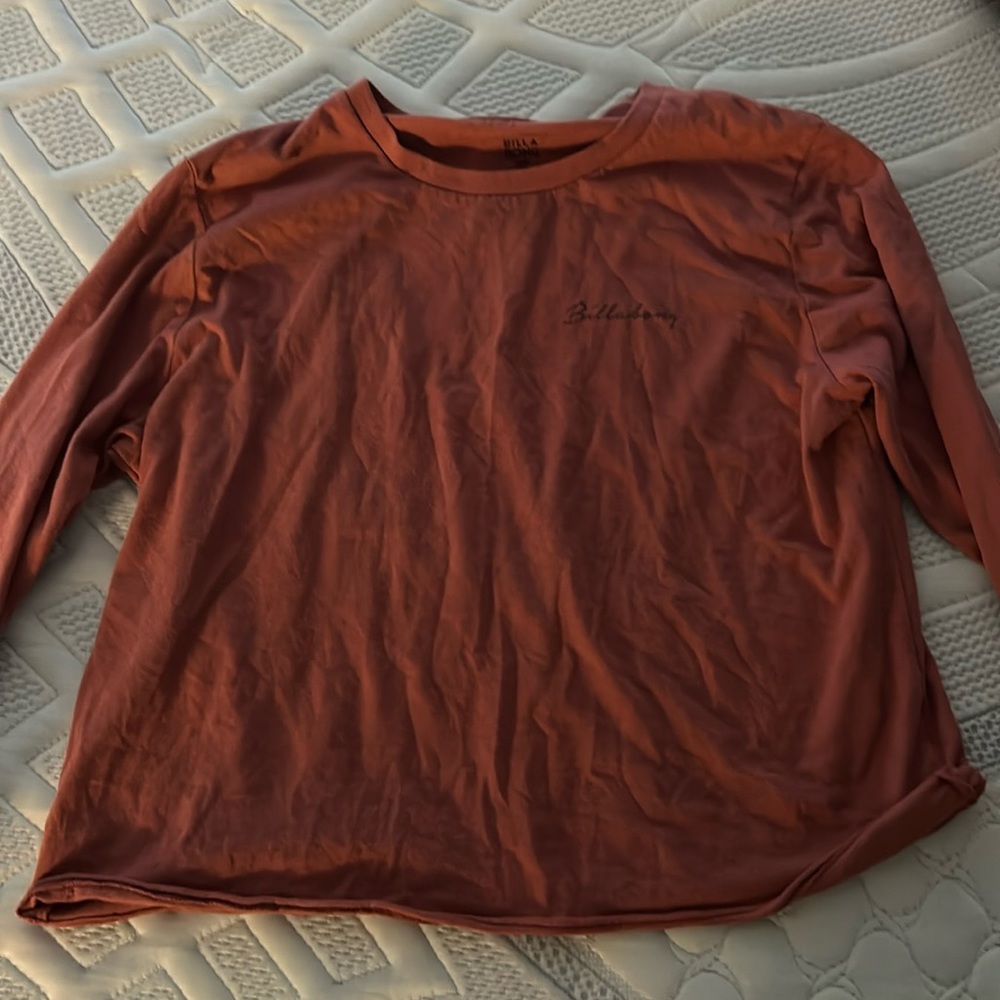 Billabong longs sleeve shirt.